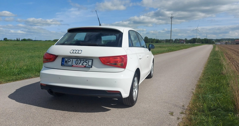 Audi A1 cena 41000 przebieg: 141000, rok produkcji 2015 z Garwolin małe 56